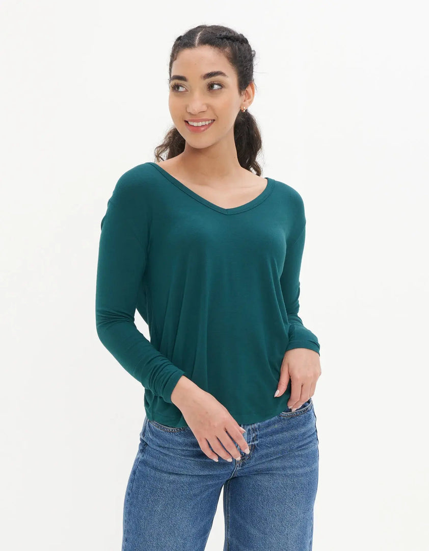 AE LONG-SLEEVE V-NECK T-SHIRT AMERICAN EAGLE